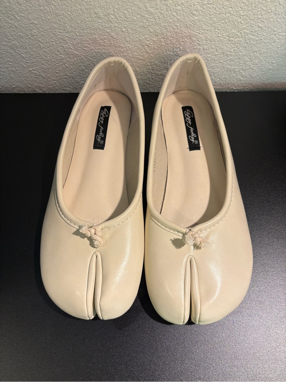 Beige Split-Toe Ballet Flats with Knot Accent
